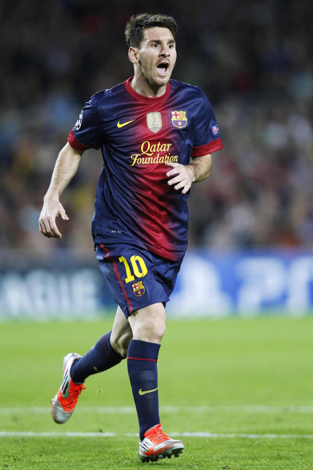 切尔西正式签下恩佐!转会费1.21亿欧将分期支付