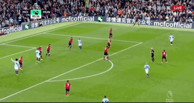 意甲-迪马尔科建功奥古斯托造乌龙 国米2-1萨索洛 [国际足球意甲]