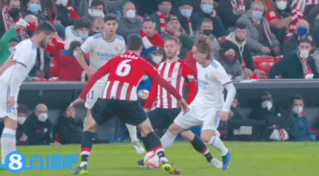 恭喜，枪手生涯首次戴帽的马丁内利当选阿森纳队内最佳