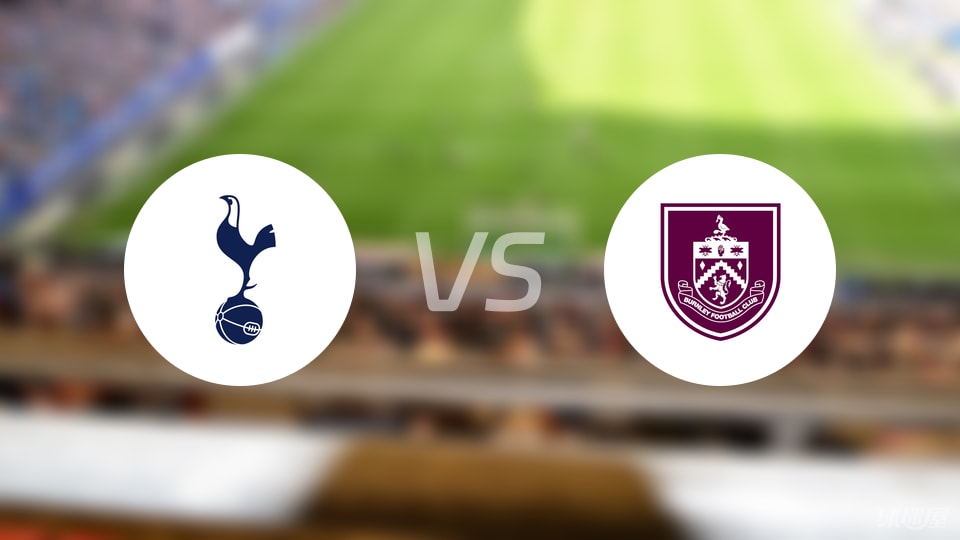 图片报：拜仁周四在贝肯鲍尔的墓前敬献了新花圈